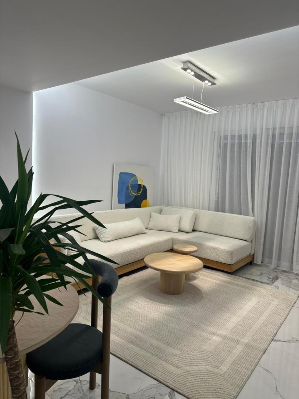 Agate City Center Apartment Tiranë Luaran gambar